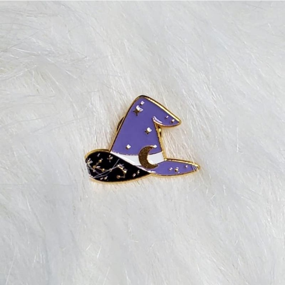 Purple witch hat pin